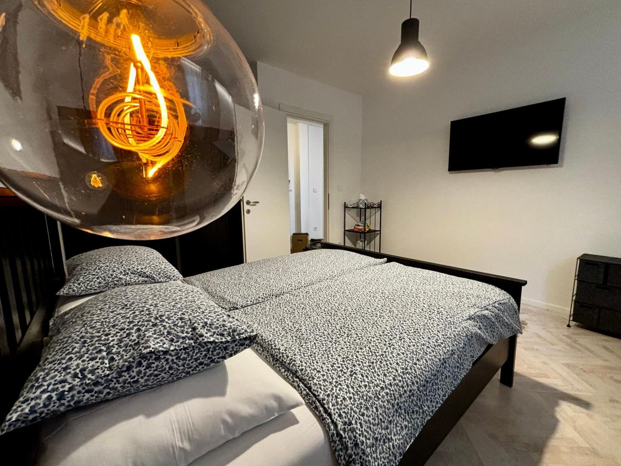 Split Right Place****Cozy And Completely New Kültér fotó